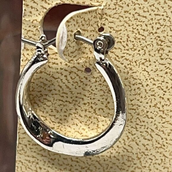 Hannah Jewelry - Hannah Silver Hoop Earrings